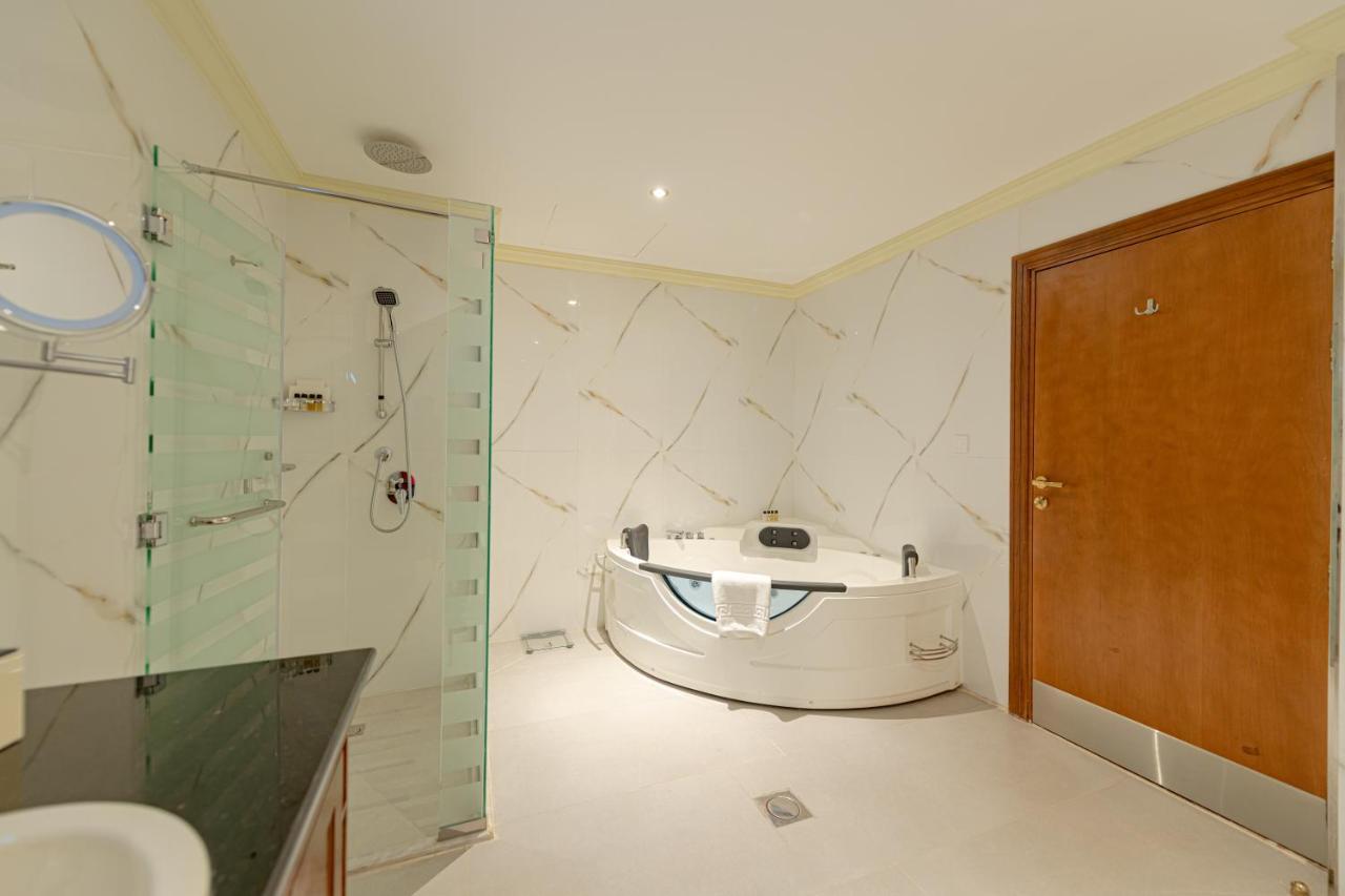 Wa Hotel DDjeddah Extérieur photo